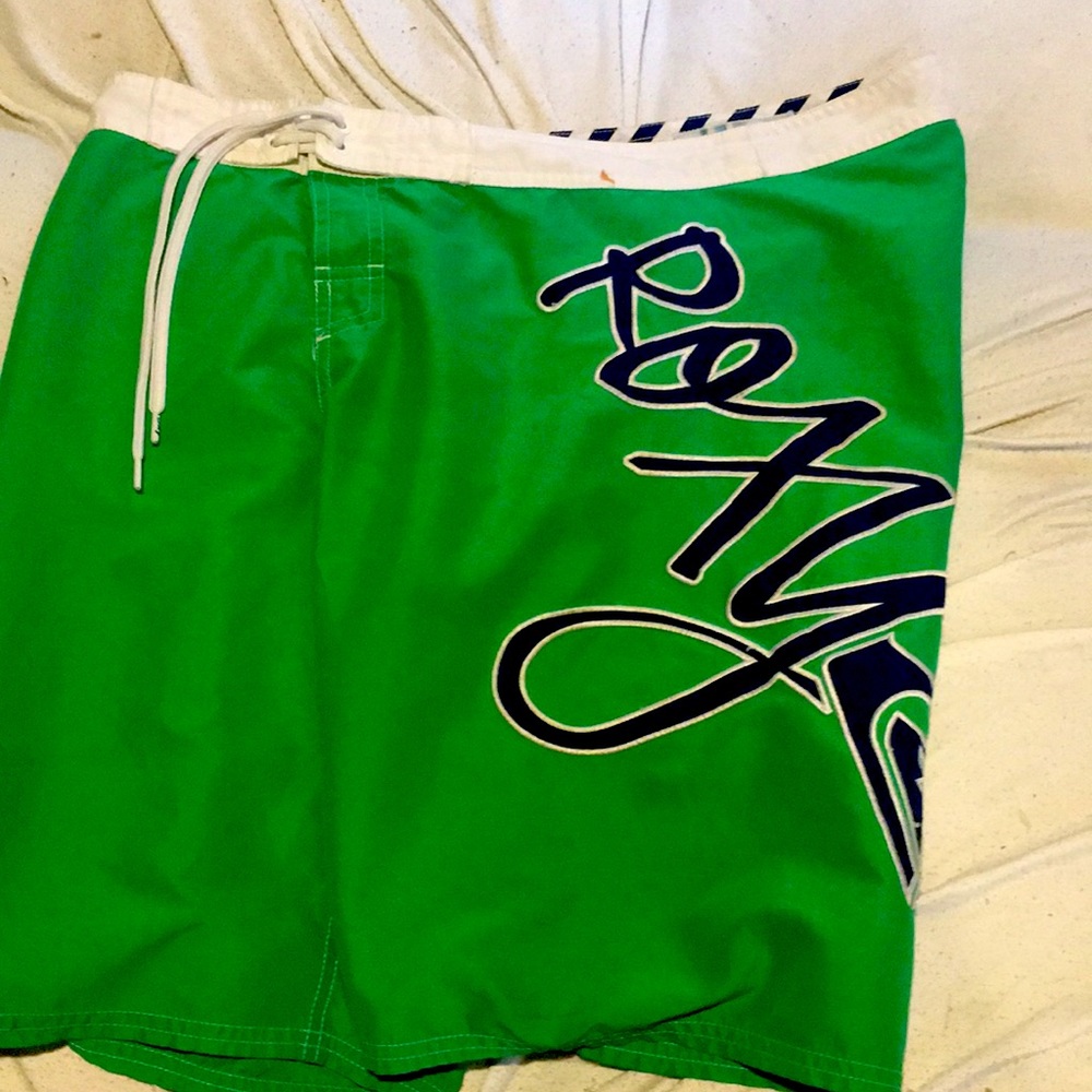 Roxy board shorts size nine